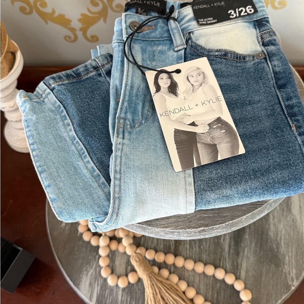 Kendall & Kylie Skinny Blue Jeans Vintage Wash